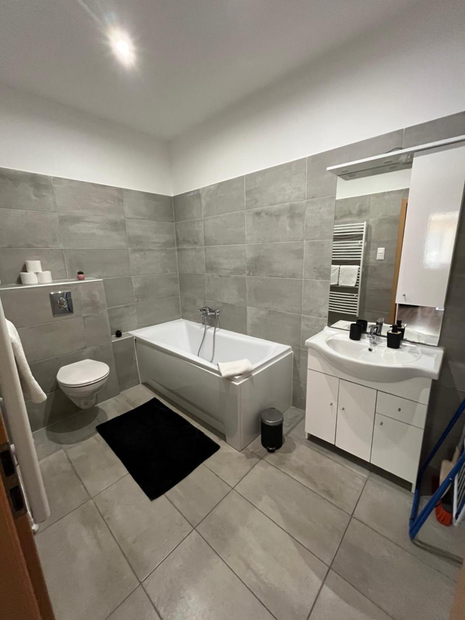 זלקרוס Solaris Apartman מראה חיצוני תמונה